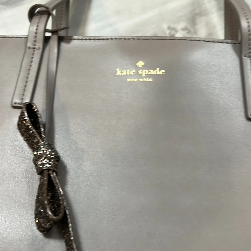 Kate Spade tote - Picture 3 of 3